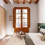 Spacious In The Gothic Barcelona