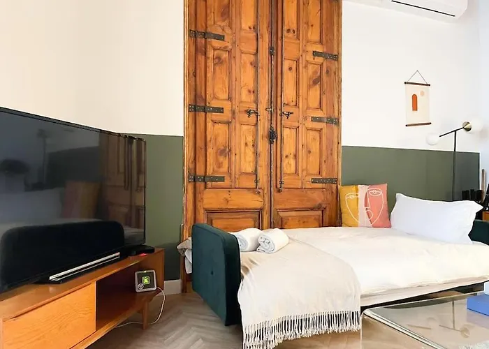 Spacious In The Gothic Barcelona