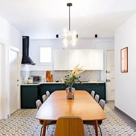 Spacious In The Gothic Barcelone