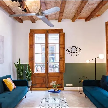 Spacious In The Gothic Barcelona
