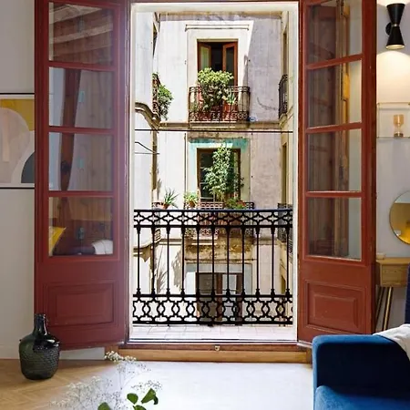 Spacious In The Gothic Apartamento *