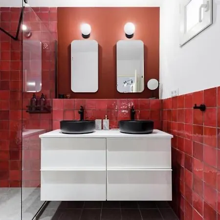 Spacious In The Gothic Barcelone